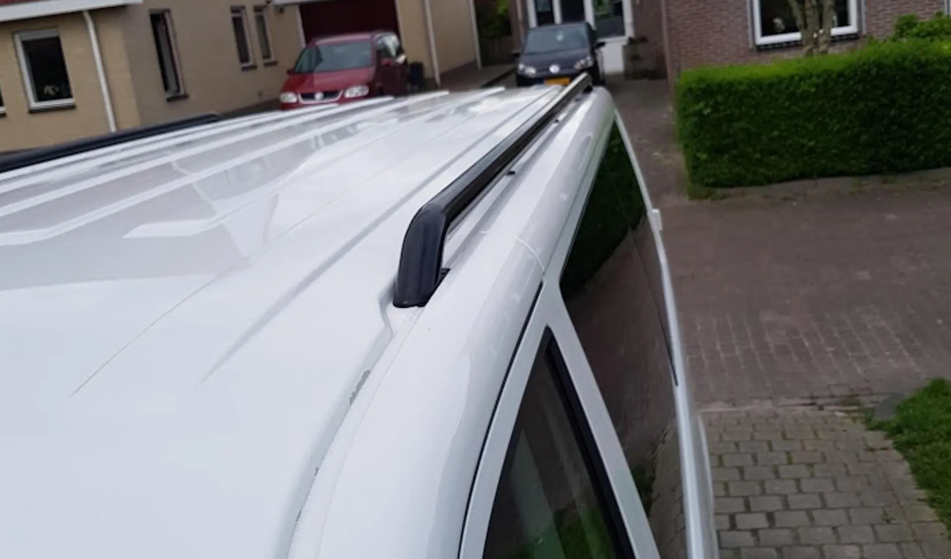 Black OE Style Steel Roof Rails for the Volkswagen Transporter T6 SWB