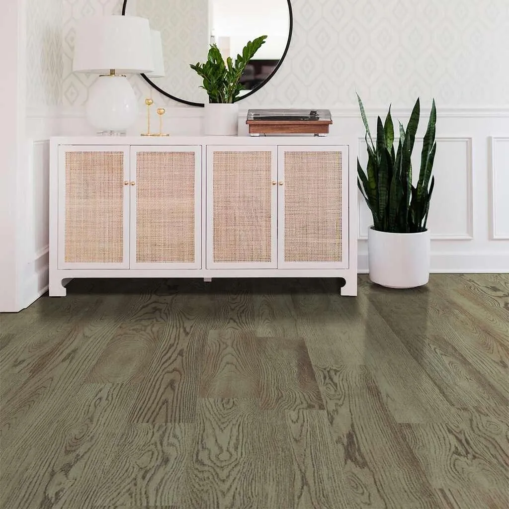 BRIGHTENED OAK 01057 - SHAW WATERPROOF ENGINEERED HARDWOOD EXQUISITE  FH820
