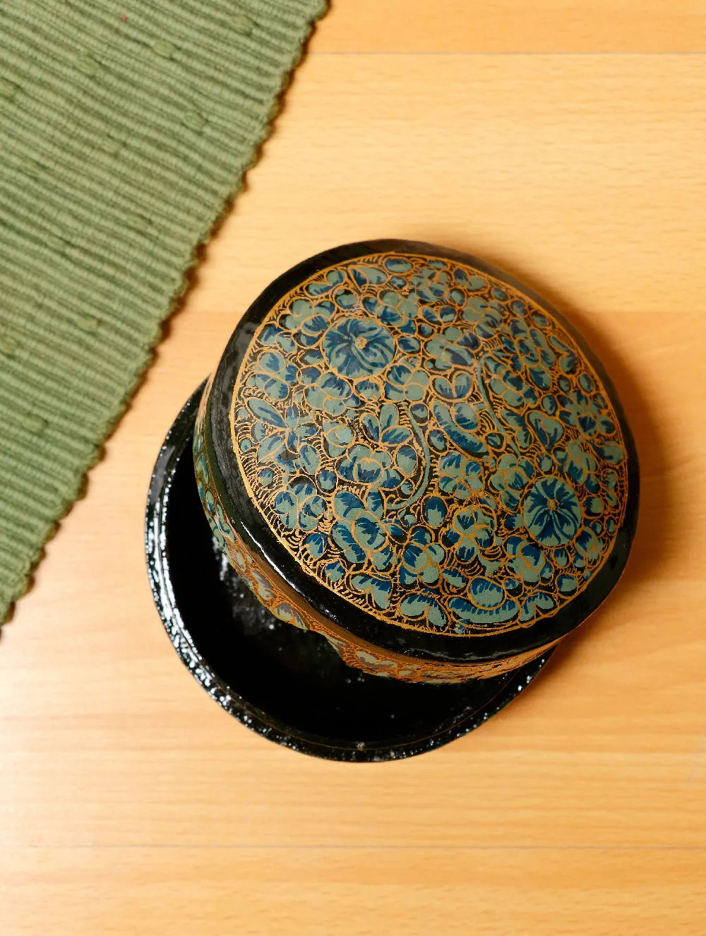 Kashmiri Art Papier Mache - Round Box, Small, Multicoloured