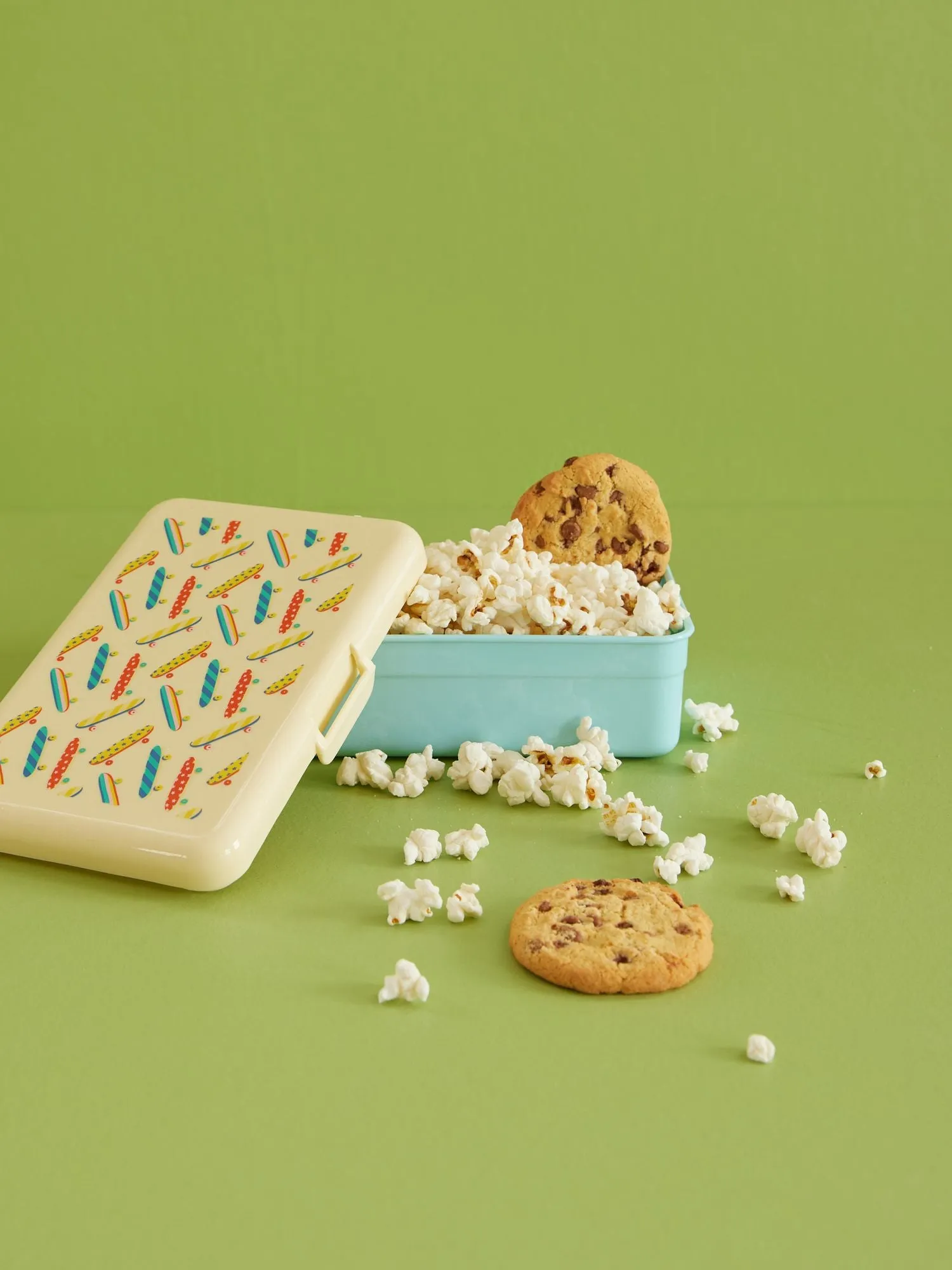 Large Lunch box - Soft Blue - Skateborard Print